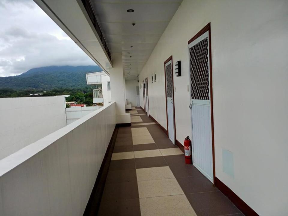 Centtro Residences Los Banos  Bagian luar foto