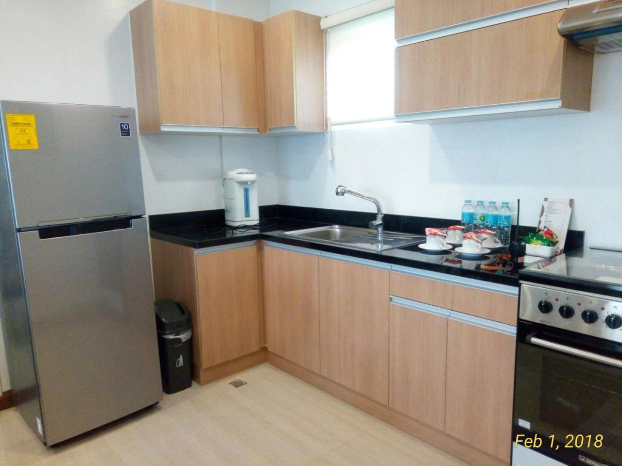 Centtro Residences Los Banos  Bagian luar foto